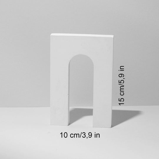 Slim arch styling form with dimensions for jewelry photography and visual content production