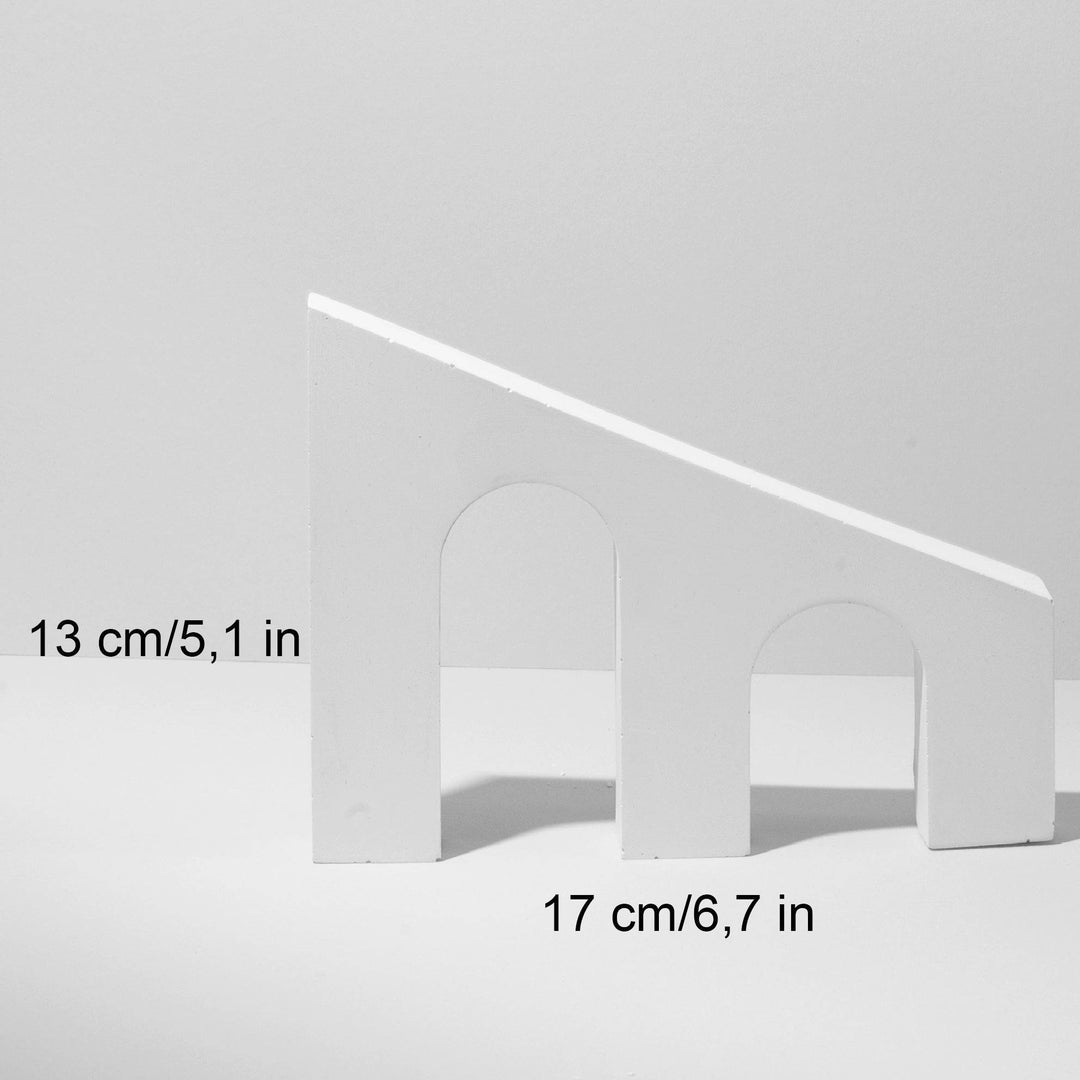 Sloped Arch Geometric Prop - Content Props