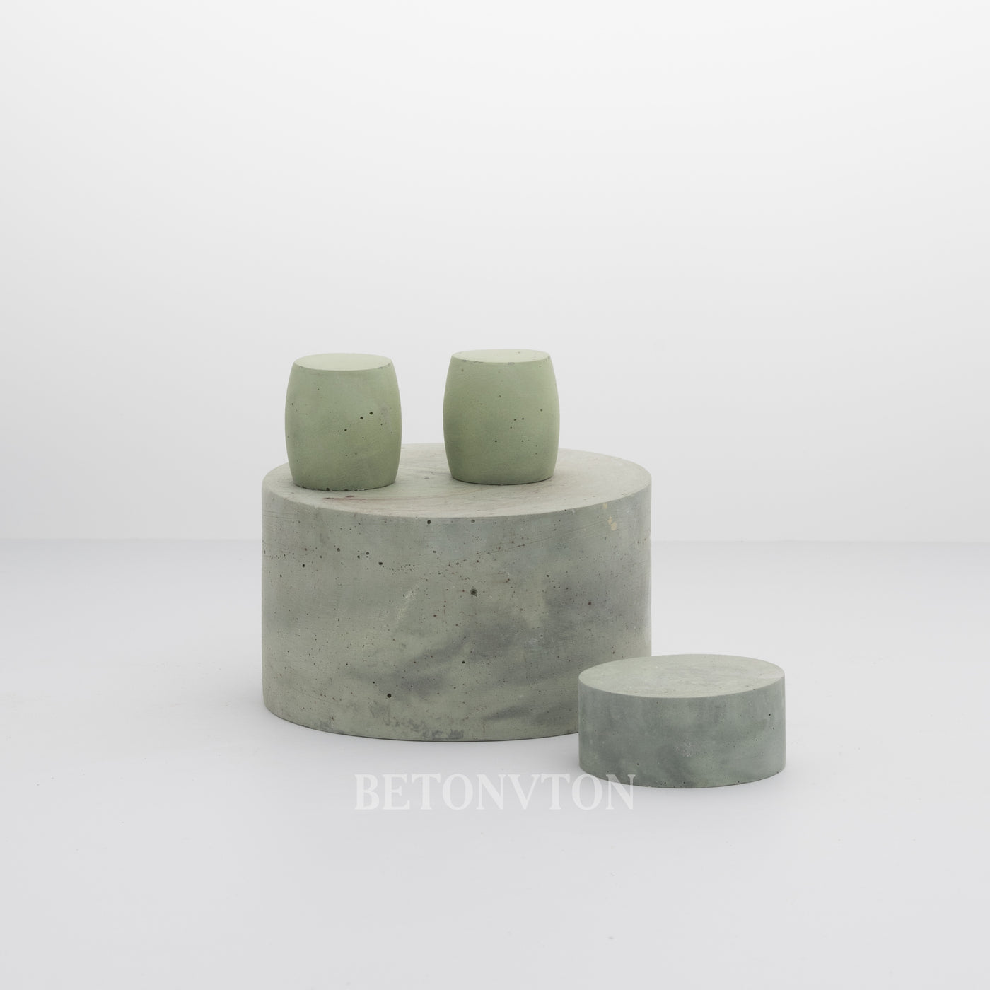 Concrete Props Set in Stock