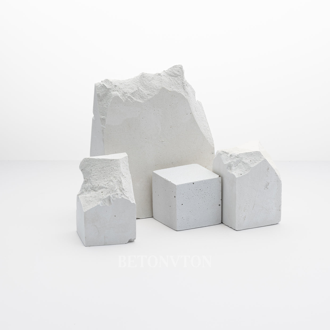 Concrete Props Set in Stock