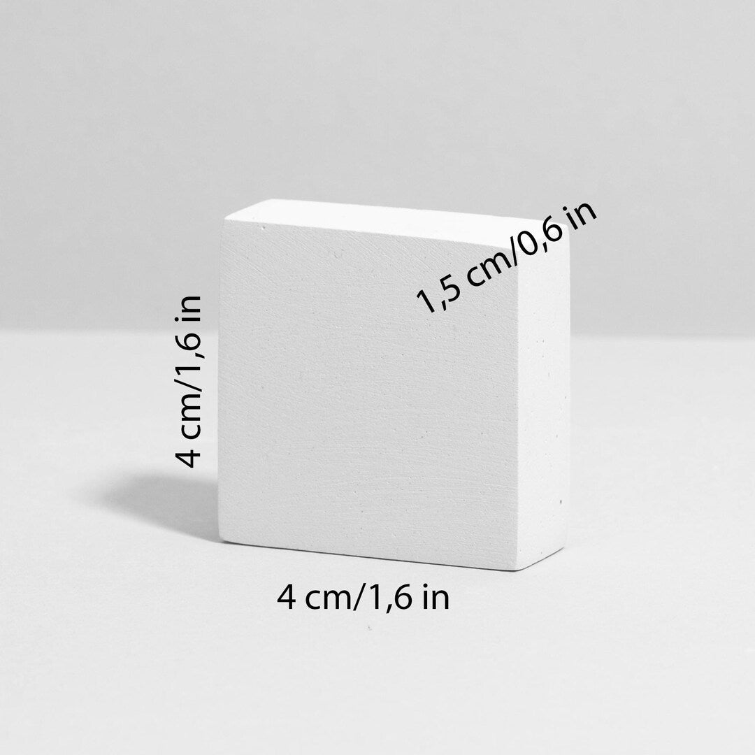 White square display block 4 x 4 x 1.5 cm