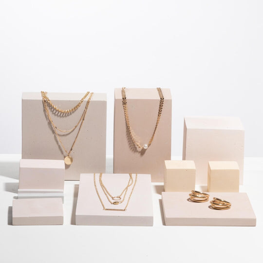 Porte-Bijoux-Display-Set, 9-teilig, in Cremeweiß