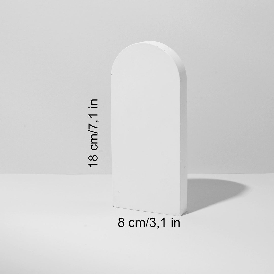 Arch top display block, approx. 18 x 8 cm / 7.1 x 3.1 in