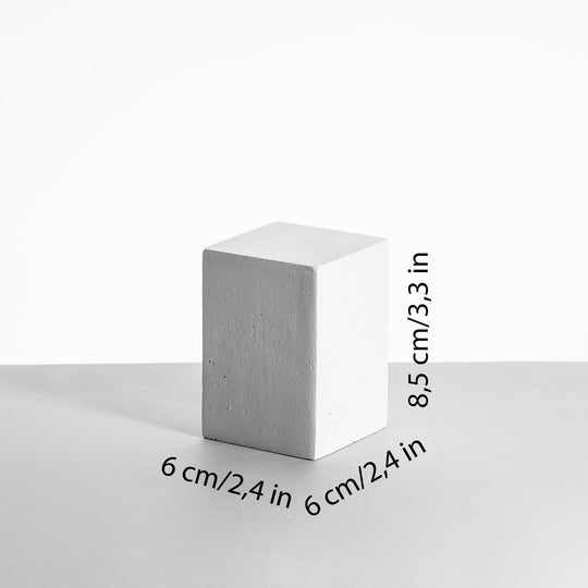 White display block 8.5 x 6 x 6 cm with matte finish