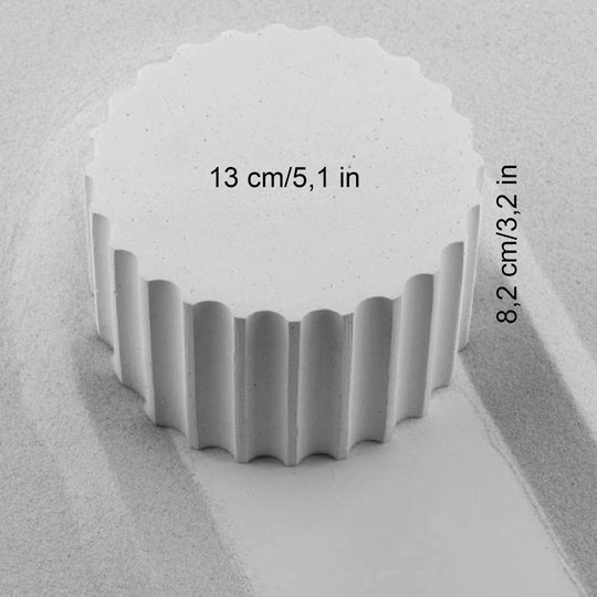 Wide fluted display pedestal, approx. 13 cm diameter x 8.2 cm height / 5.1 x 3.2 in