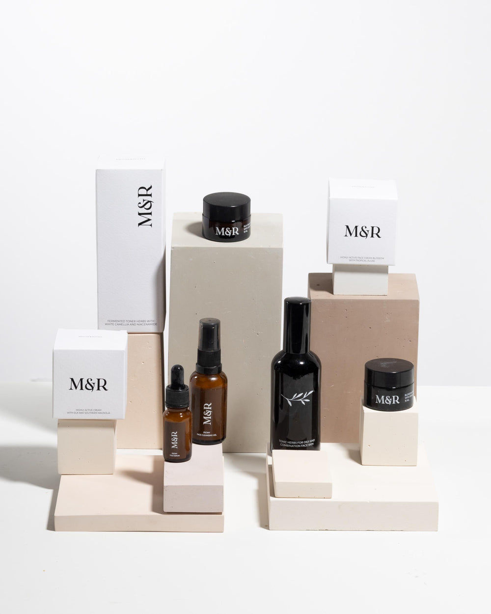 Skincare display stand arrangement for beauty counter