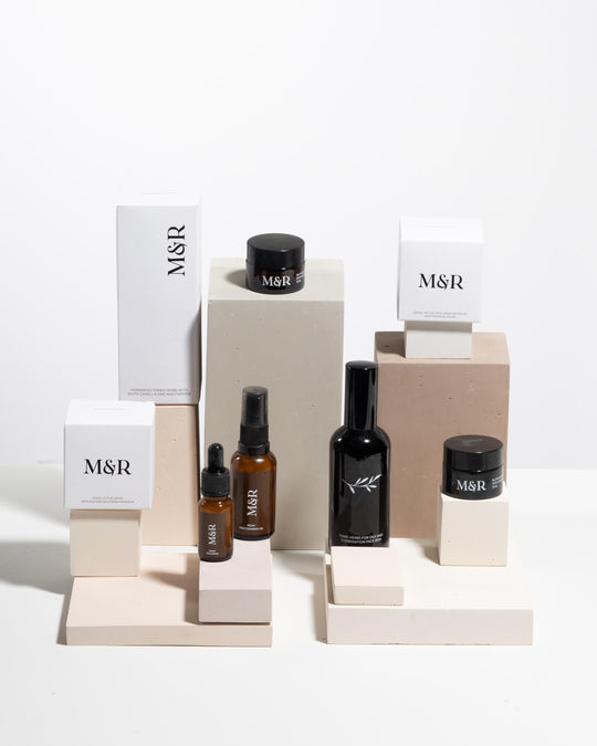 Skincare display stand arrangement for beauty counter