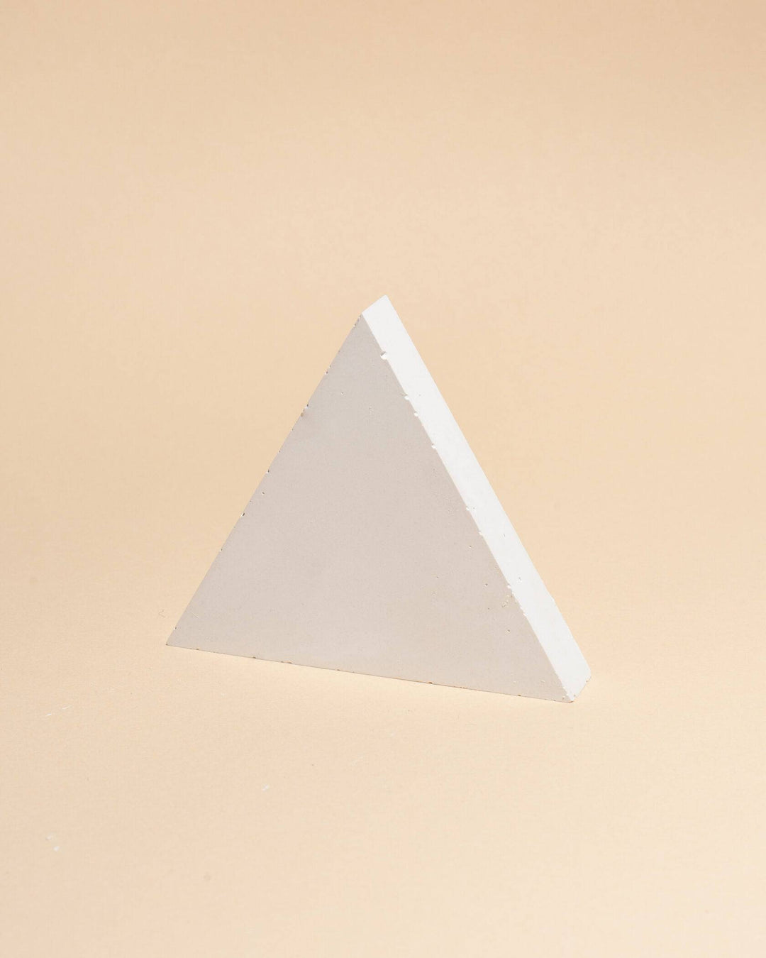 Small Triangle Prop 8.5x8.5 cm - Content Props