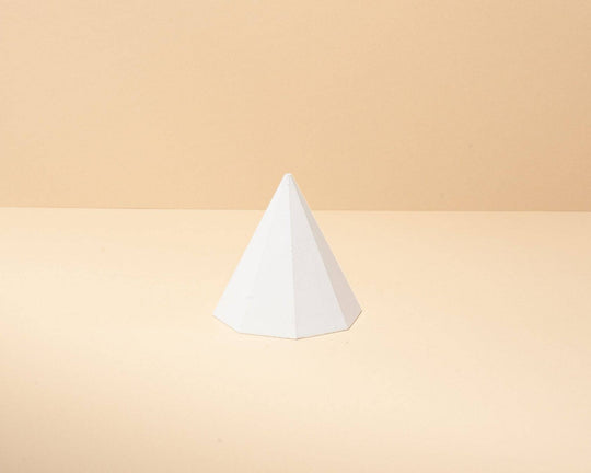 Pyramid Cone Jewelry Prop 7 cm - Content Props